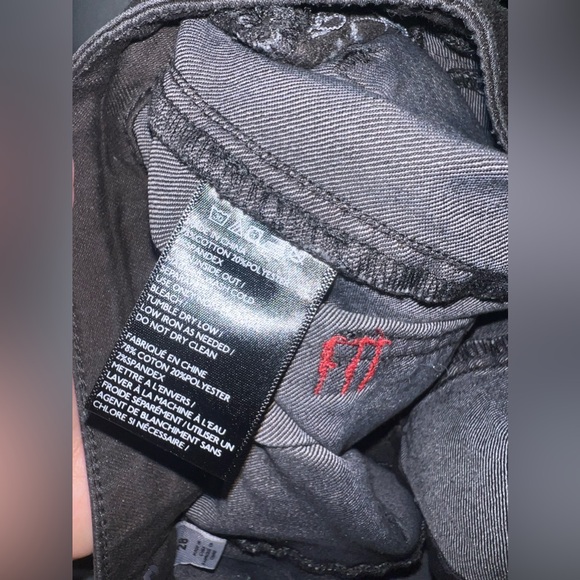 Urban Outfitters BDG Black Denim High-Waisted Shorts Size 28 EUC - Picture 6 of 10